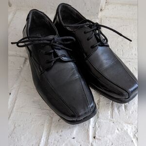 STRAUSS + RAMM Kids Shoes